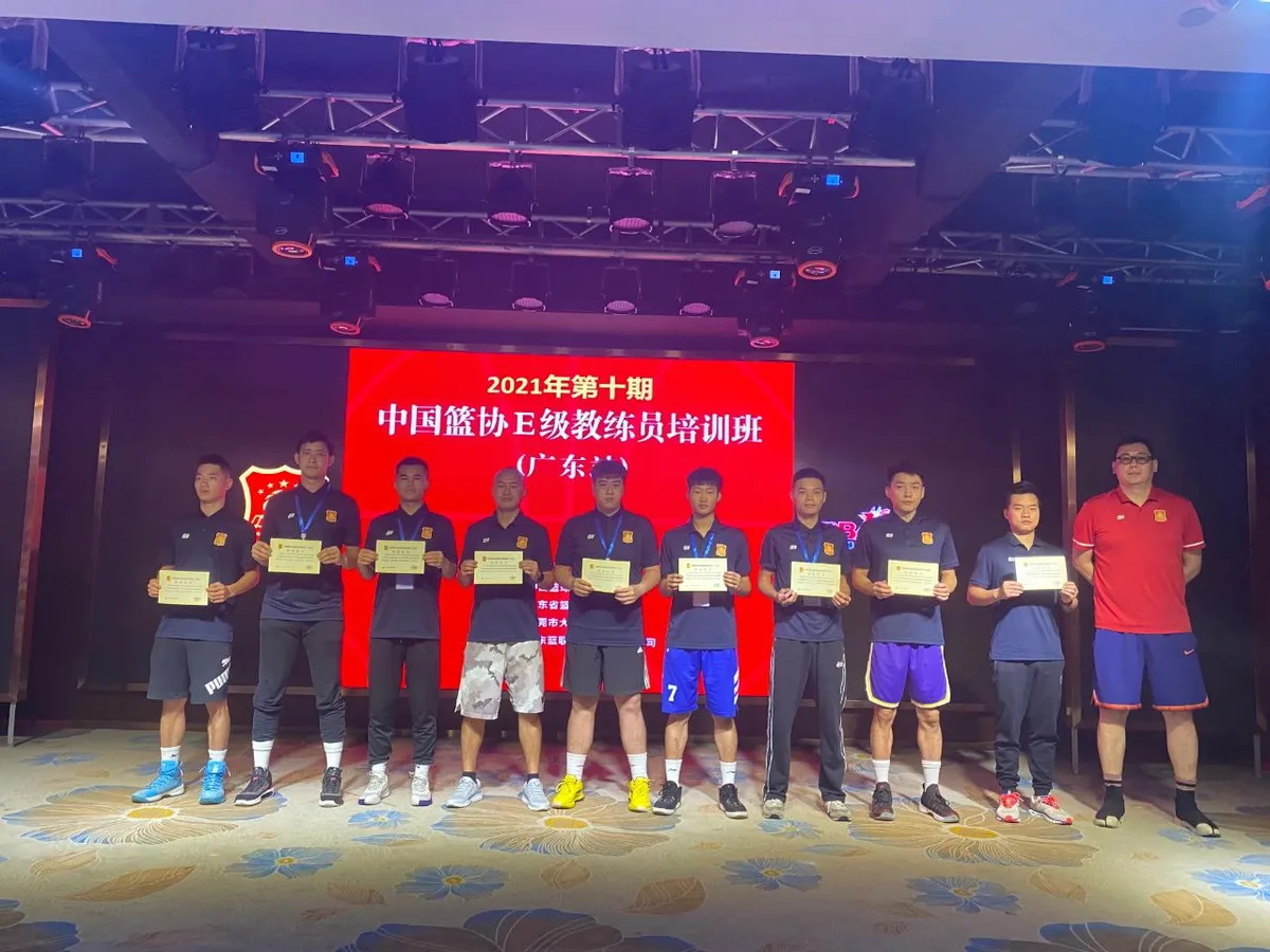 资深篮球教练推荐的训练规矩_2
